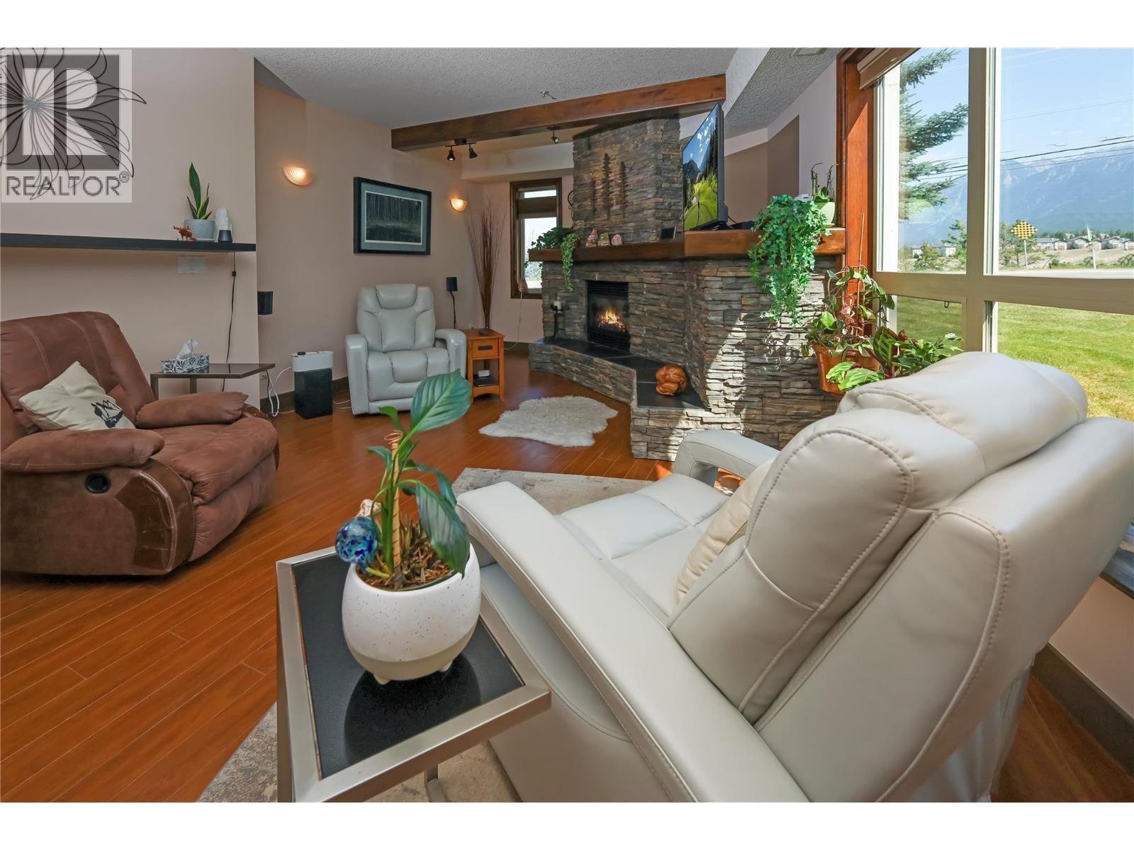 7495 Columbia Avenue Unit# 1106, Radium Hot Springs, British Columbia  V0A 1M0 - Photo 10 - 10392392