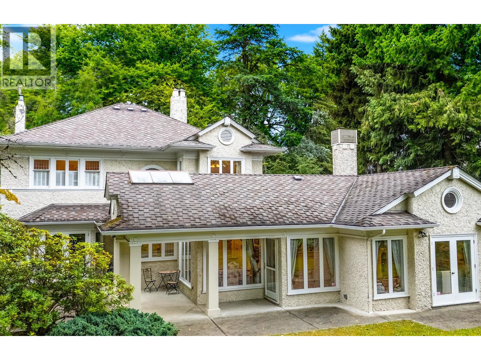 1588 W 29TH AVENUE, Vancouver, British Columbia