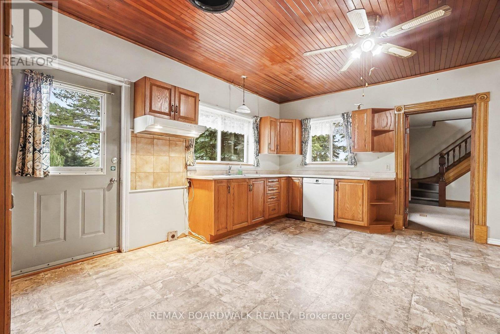 11691 Hutt Road, South Dundas, Ontario  K0E 1K0 - Photo 11 - X13619406