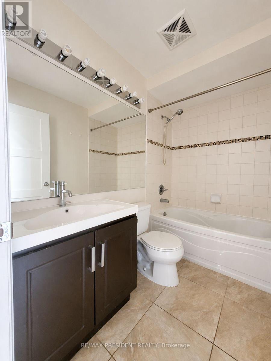 801 - 3504 Hurontario Street, Mississauga, Ontario  L5B 0B9 - Photo 10 - W12830086