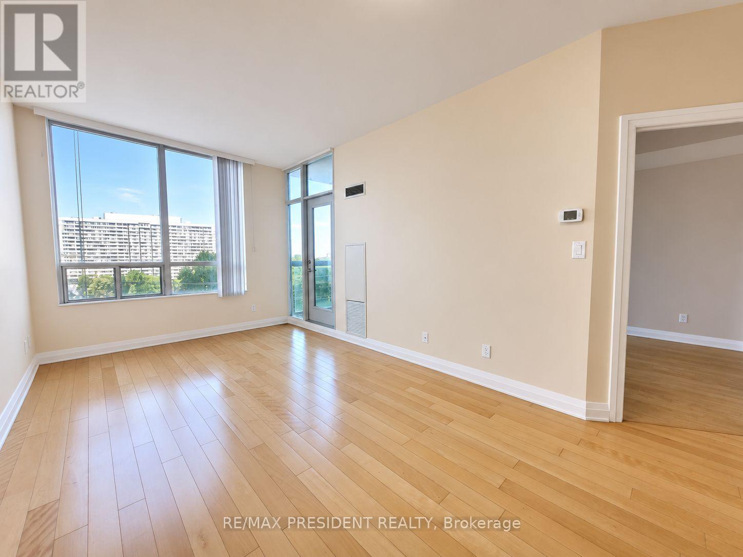 801 - 3504 Hurontario Street, Mississauga, Ontario  L5B 0B9 - Photo 6 - W12830086