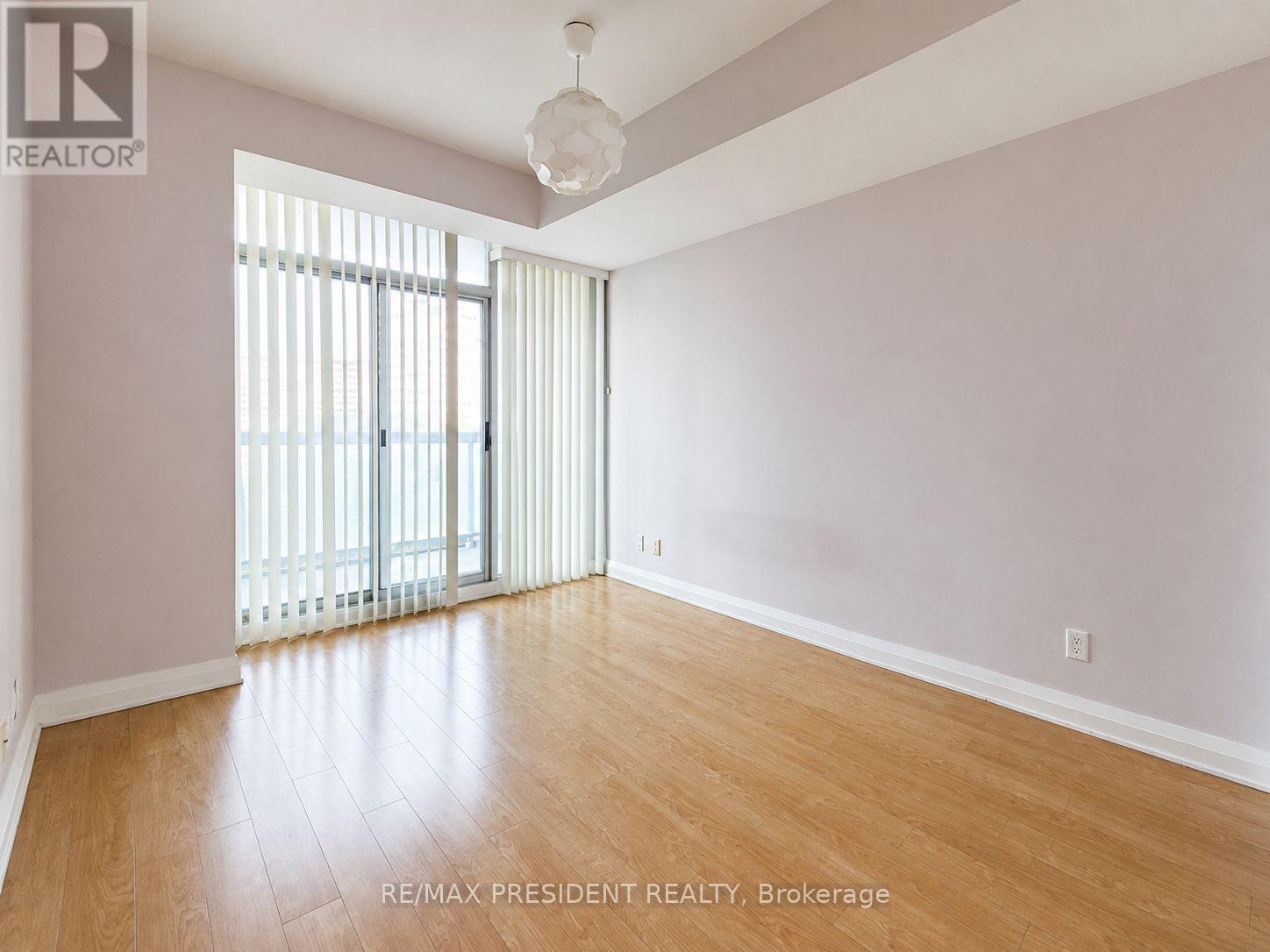 801 - 3504 Hurontario Street, Mississauga, Ontario  L5B 0B9 - Photo 7 - W12830086