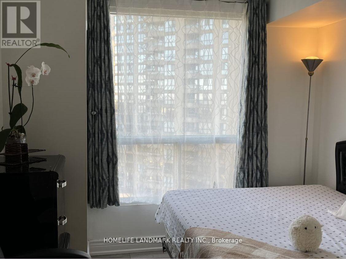 1003 - 5 Concorde Place, Toronto (Banbury-Don Mills), Ontario  M3C 3M8 - Photo 13 - C13619410
