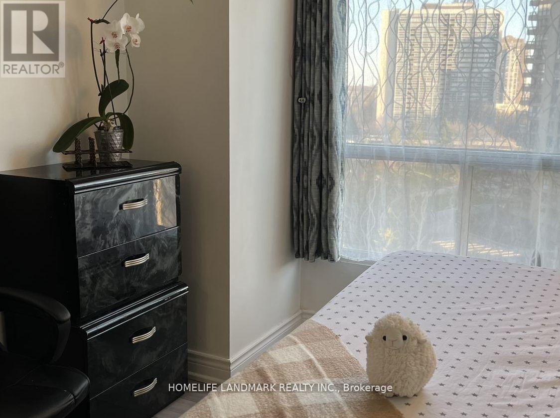 1003 - 5 Concorde Place, Toronto (Banbury-Don Mills), Ontario  M3C 3M8 - Photo 14 - C13619410