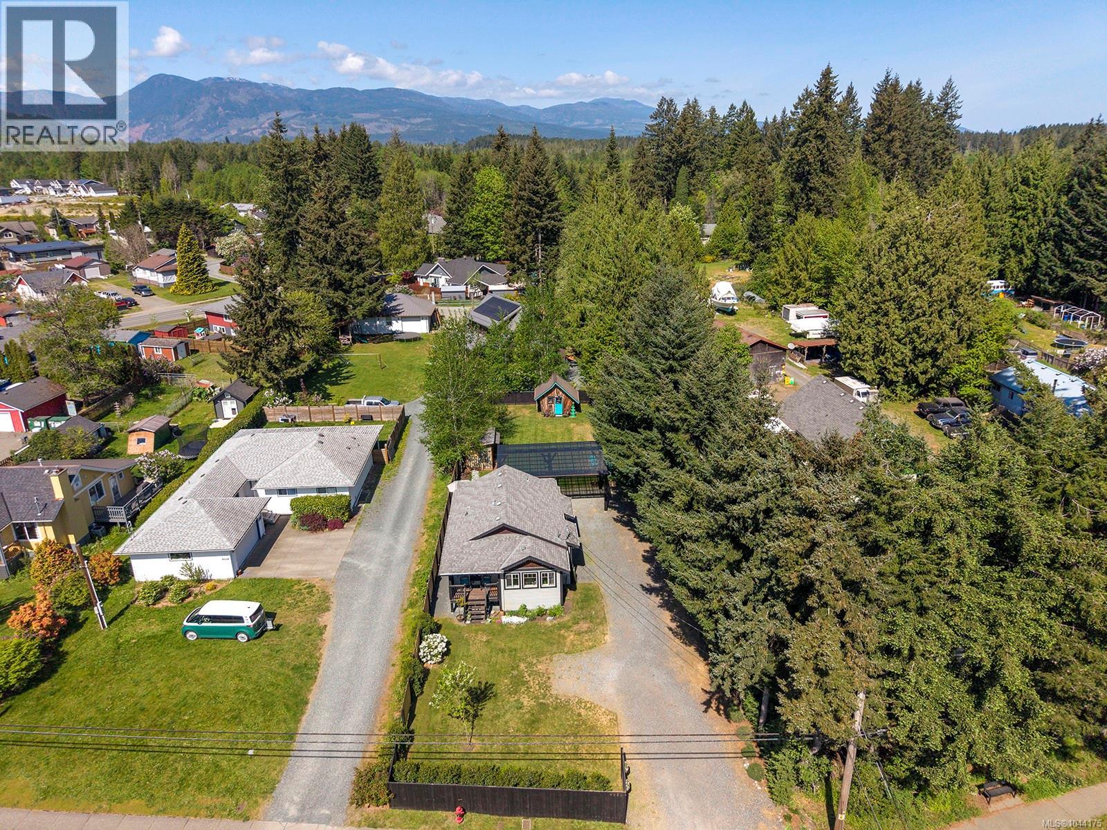 4680 Cumberland Rd, Cumberland, British Columbia  V0R 1S0 - Photo 37 - 1044175