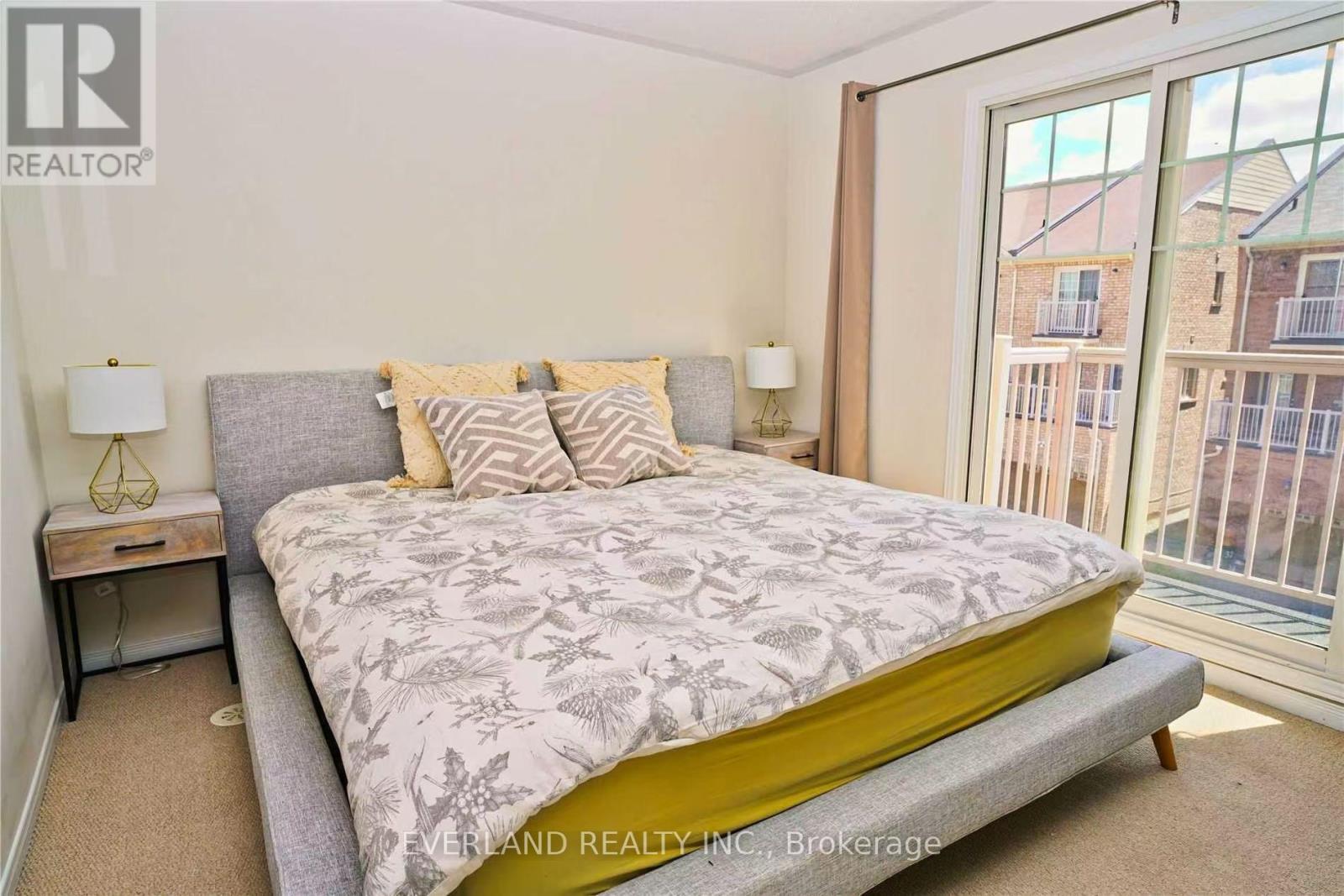 5267 Major Mackenzie Drive E, Markham (Berczy), Ontario  L6C 0N3 - Photo 16 - N13619394