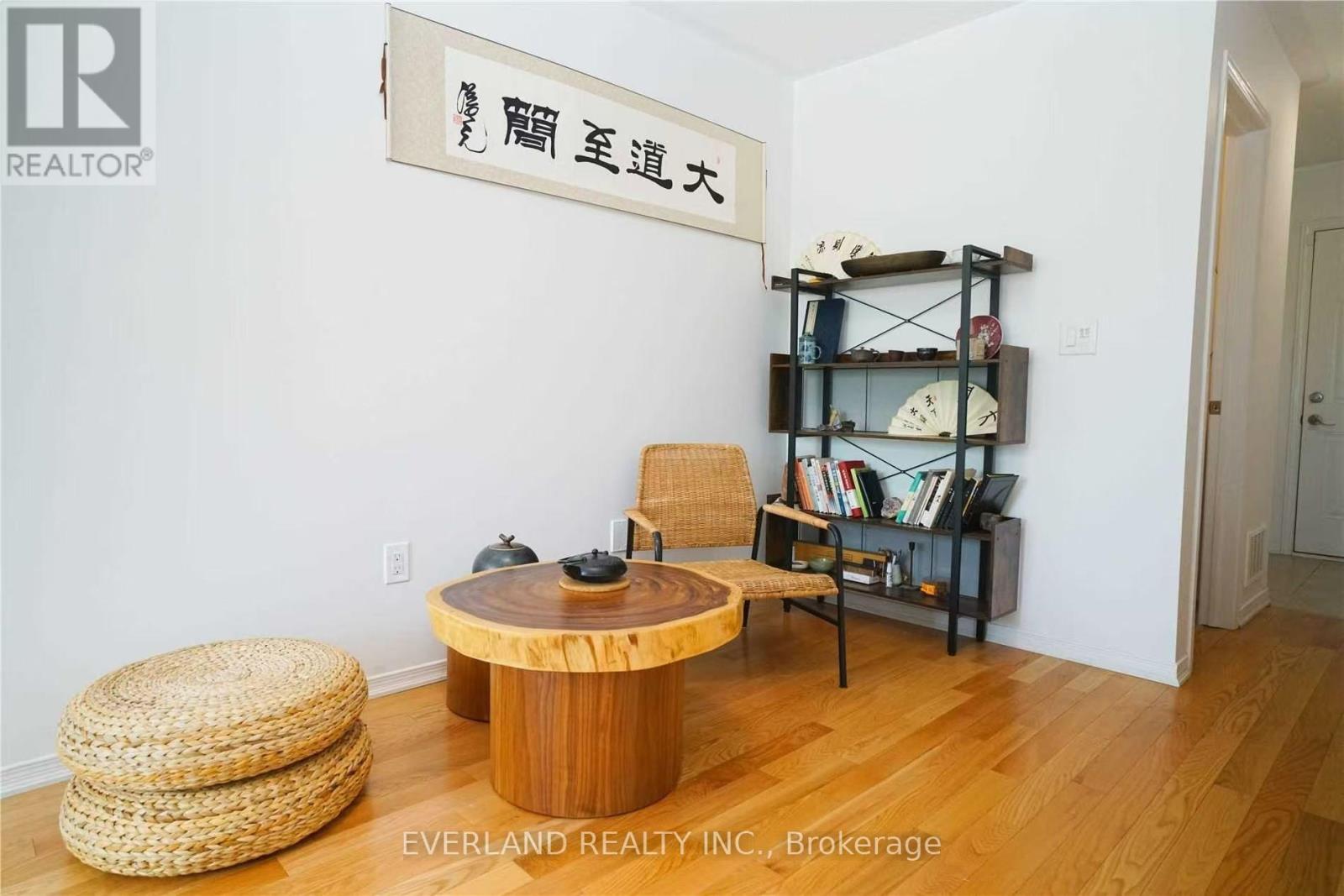 5267 Major Mackenzie Drive E, Markham (Berczy), Ontario  L6C 0N3 - Photo 4 - N13619394