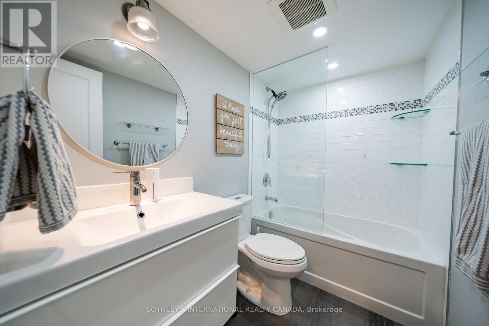 1110 - 812 Burnhamthorpe Road, Toronto, Ontario  M9C 4W1 - Photo 21 - W13616972