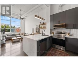 124 - 1001 ROSELAWN AVENUE, Toronto, Ontario