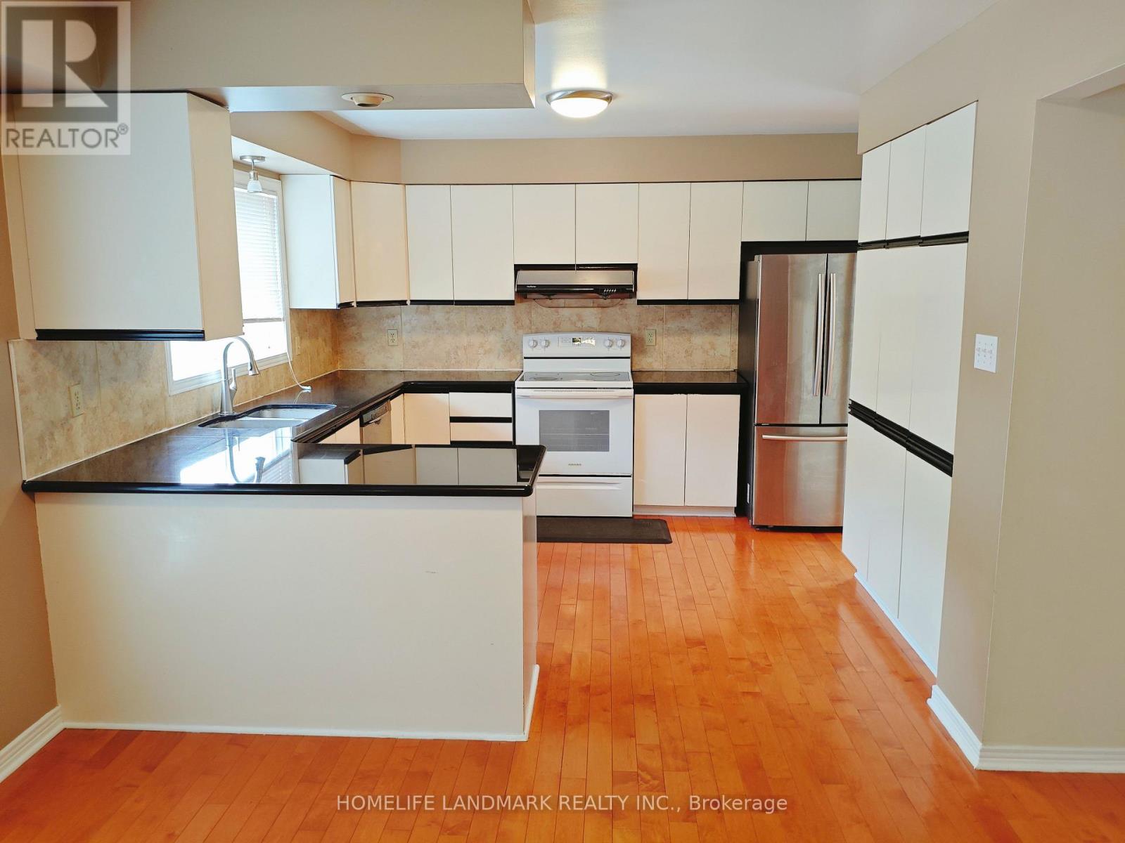 8 Opal Lane, Ottawa, Ontario  K2J 2V7 - Photo 2 - X13619398
