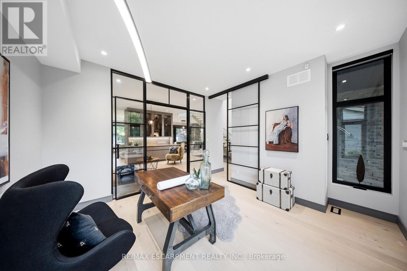 1617 Trotwood Avenue, Mississauga, Ontario  L5G 3Z8 - Photo 6 - W13560388
