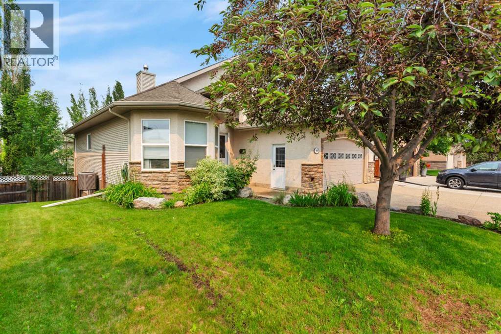 89 Alberts Close, Red Deer, Alberta  T4R 3J7 - Photo 2 - A2325990