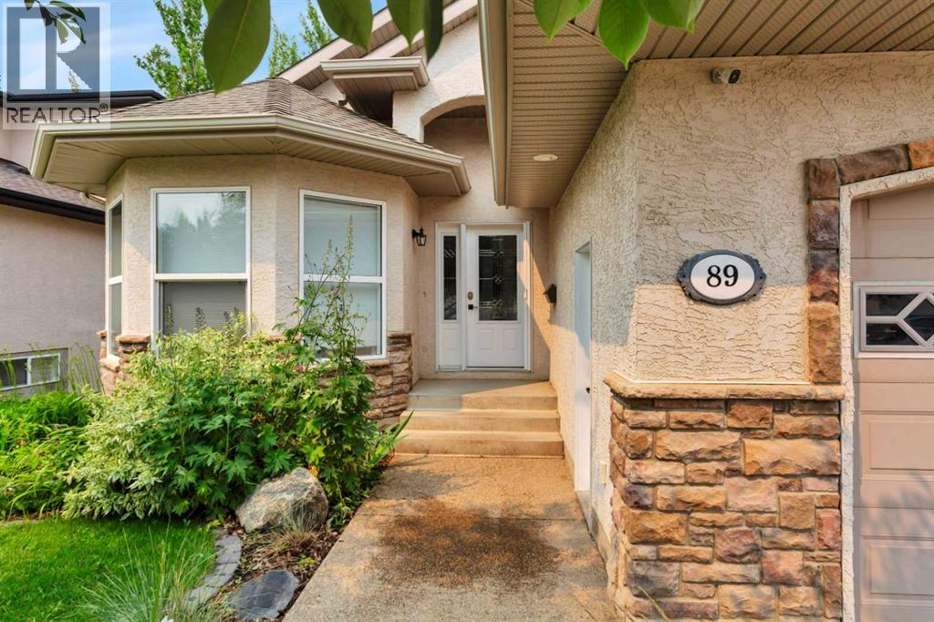 89 Alberts Close, Red Deer, Alberta  T4R 3J7 - Photo 3 - A2325990
