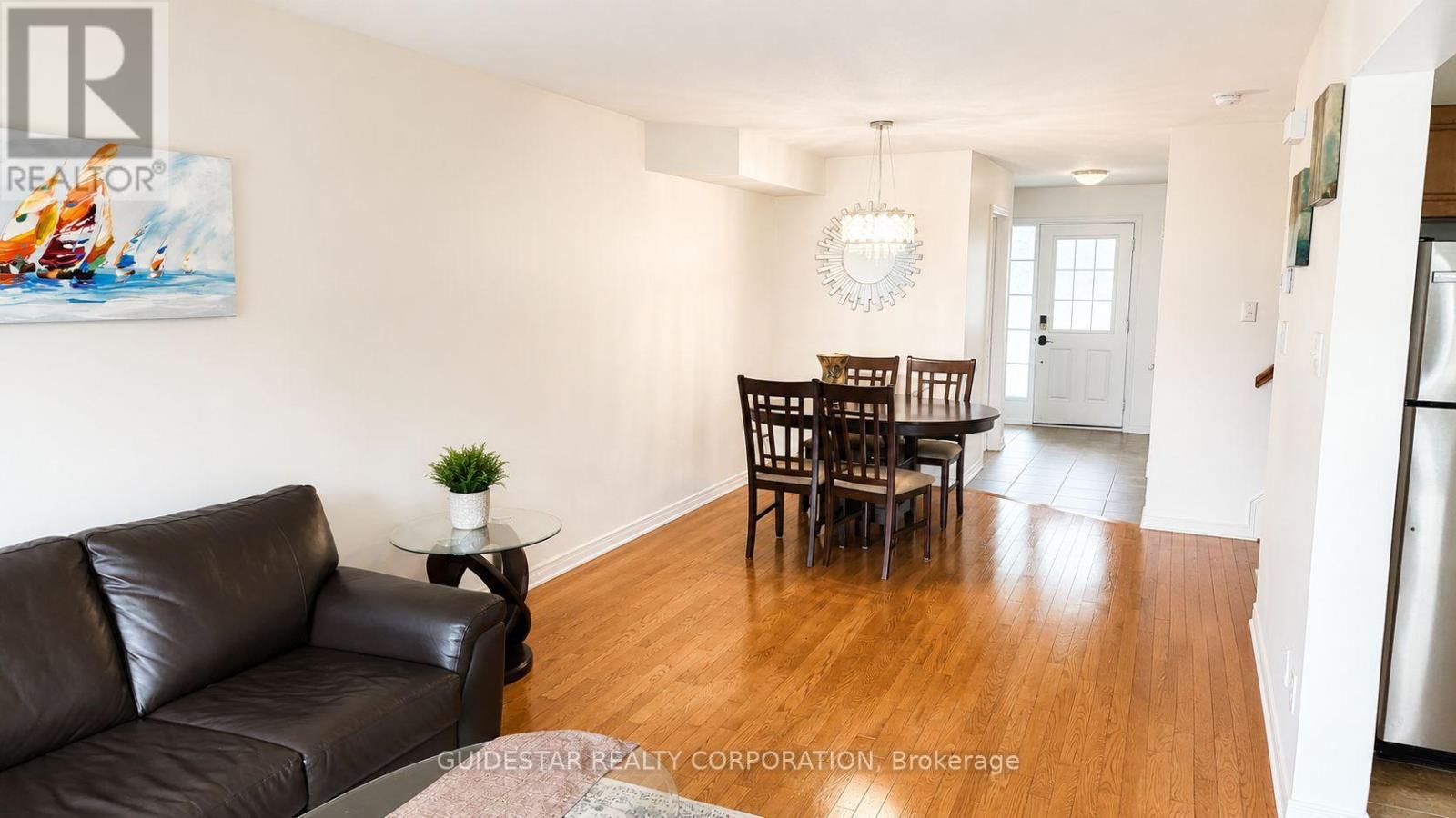 438 Haresfield Court, Ottawa, Ontario K4M 0B6 - Photo 2 - X13619446