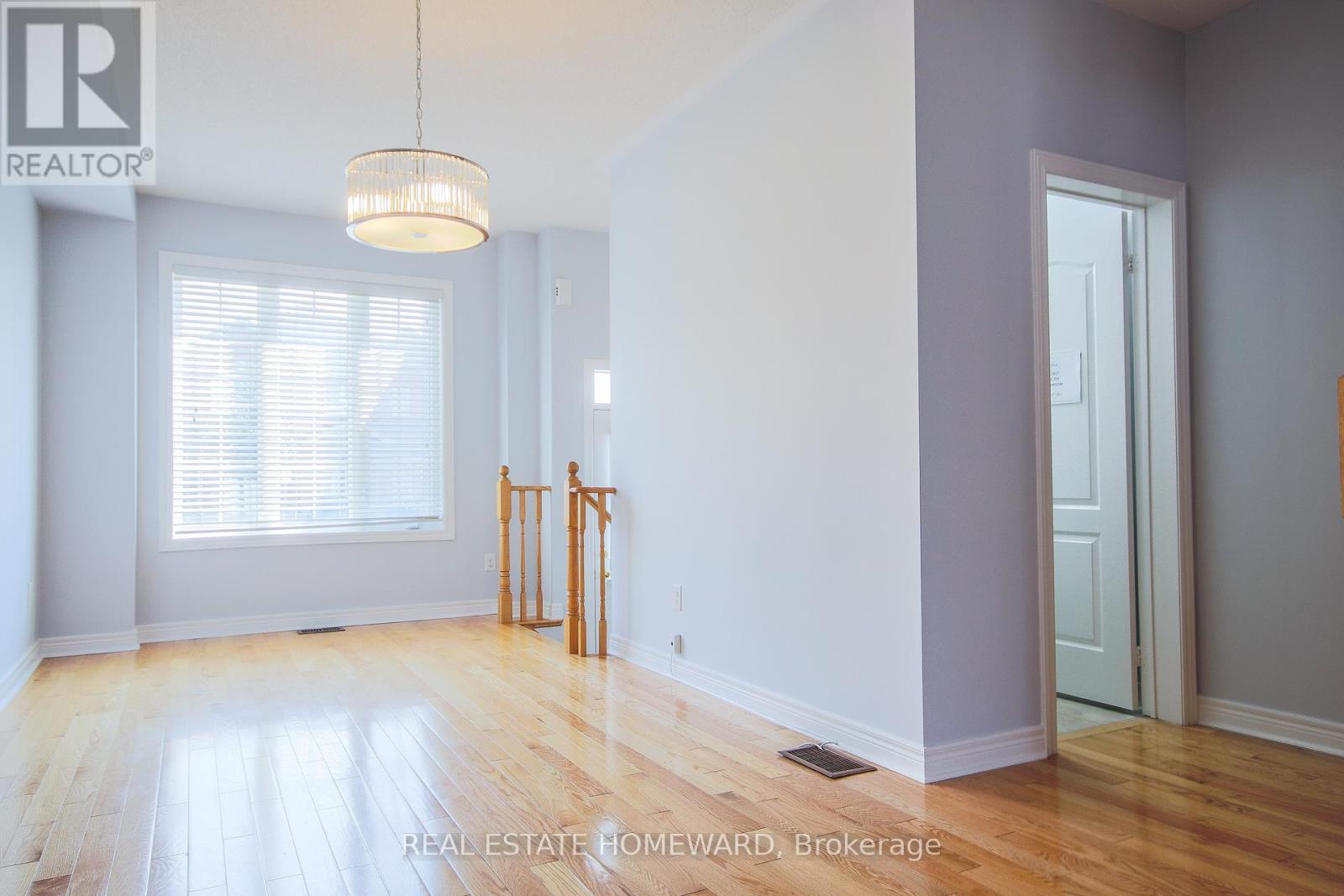 378 Cornell Rouge Boulevard, Markham (Cornell), Ontario  L6B 0T8 - Photo 6 - N13619452