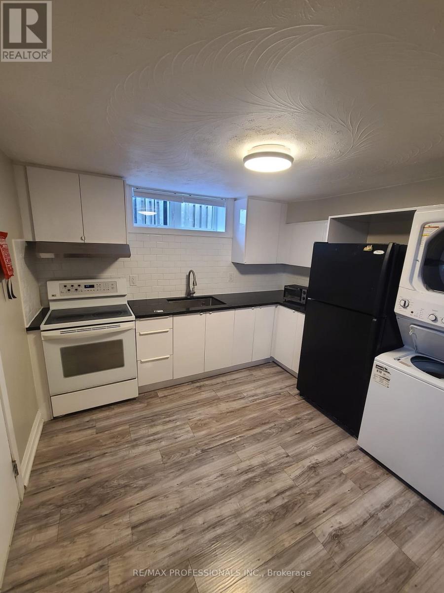 Basement - 1176 Alexandra Avenue, Mississauga, Ontario  L5E 2A5 - Photo 2 - W13619438
