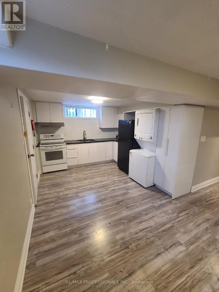 Basement - 1176 Alexandra Avenue, Mississauga, Ontario  L5E 2A5 - Photo 3 - W13619438