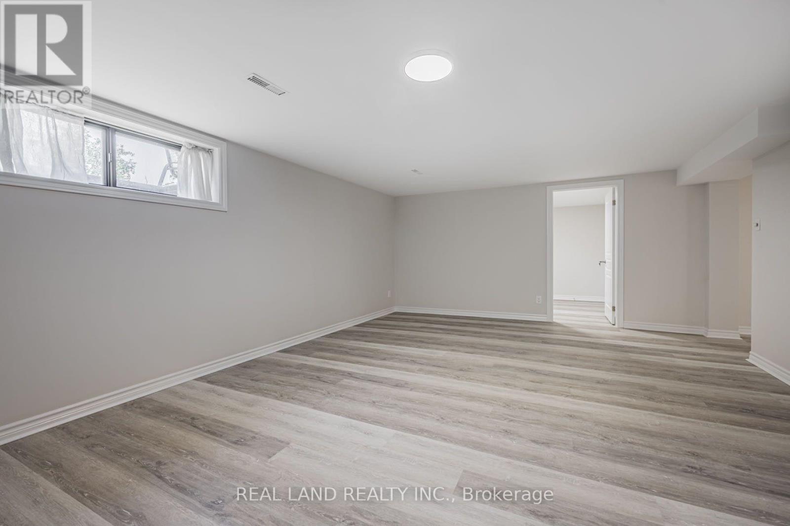Lower - 274 Timothy Court, Mississauga, Ontario  L5G 2B4 - Photo 21 - W13559724