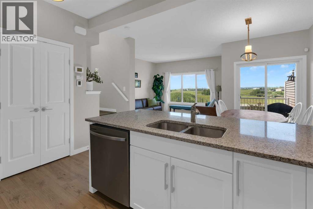 311 Sunrise View, Cochrane, Alberta  T4C 0Z7 - Photo 8 - A2328993