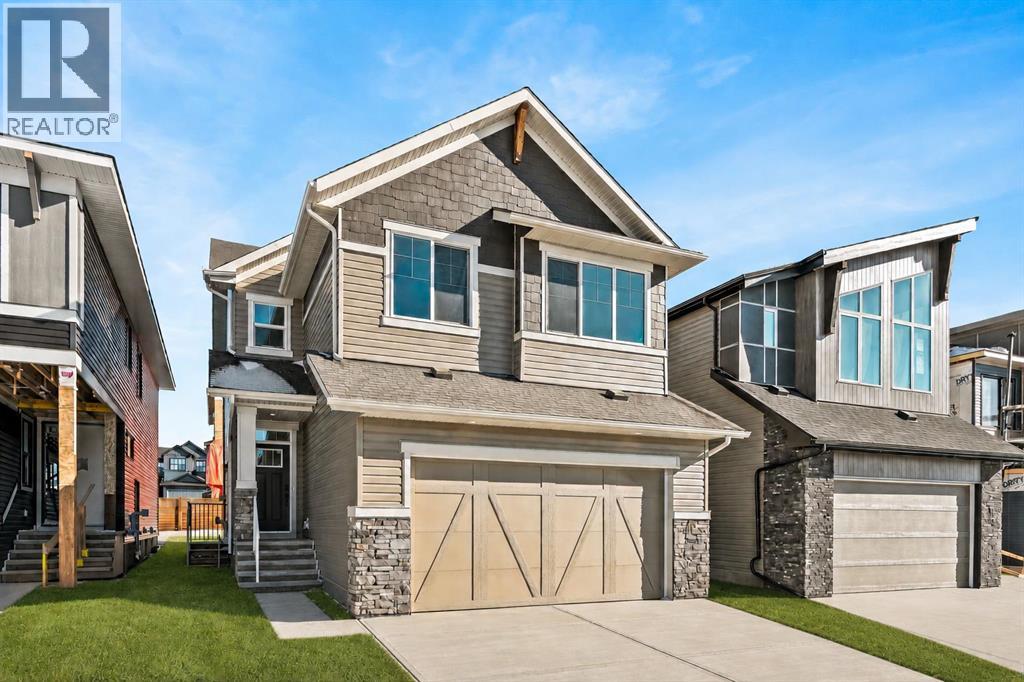 167 Lucas Gardens NW, Calgary, Alberta
