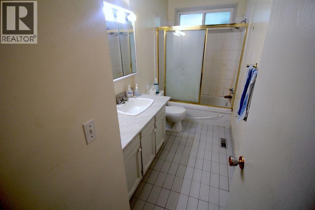 3320 60 Street Ne, Calgary, Alberta  T1Y 3S9 - Photo 15 - A2332490