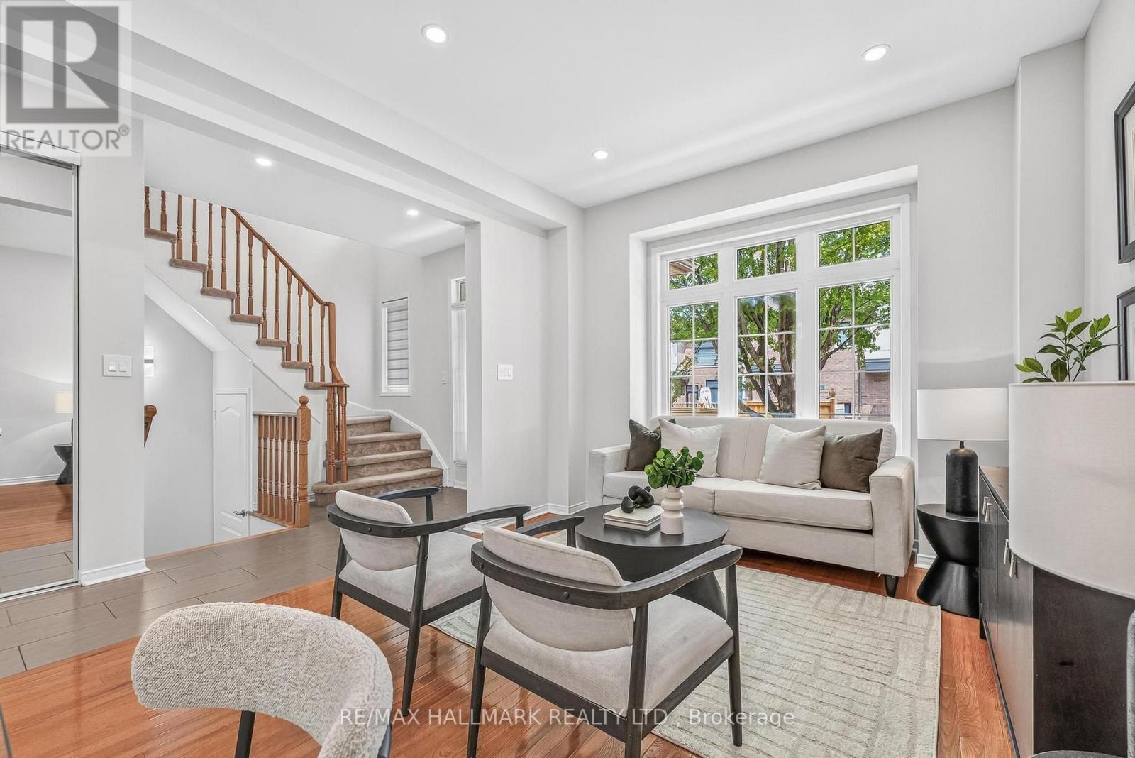 120 Albert Lewis Street, Markham, Ontario  L6B 0K4 - Photo 8 - N13619478