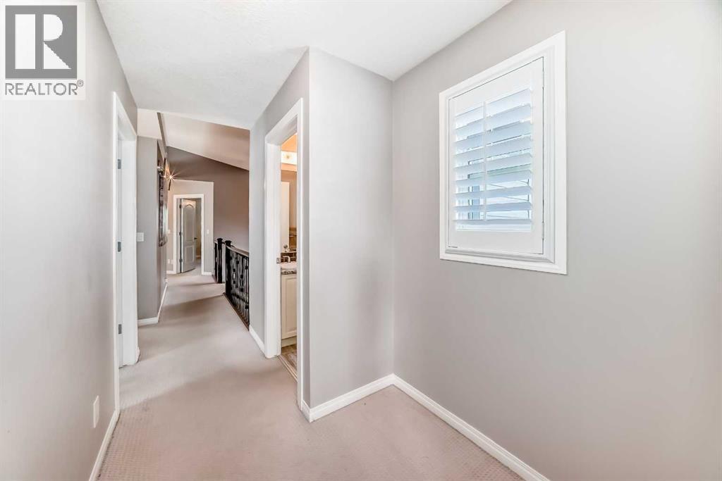 71 Hillcrest Street SW, Airdrie, Alberta  T4B 0Y7 - Photo 32 - A2324875