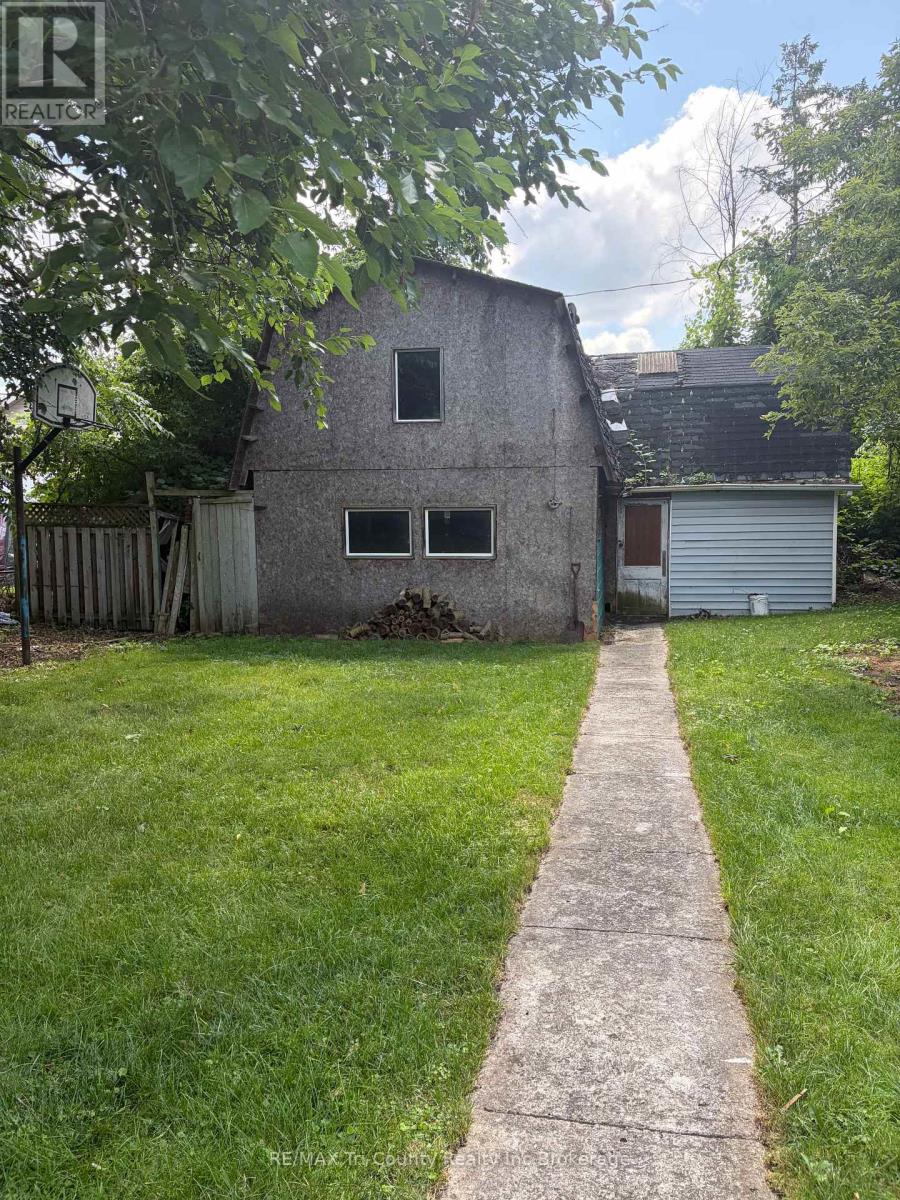 53 Brock Street W, Tillsonburg, Ontario N4G 2A4 - Photo 14 - X13599362