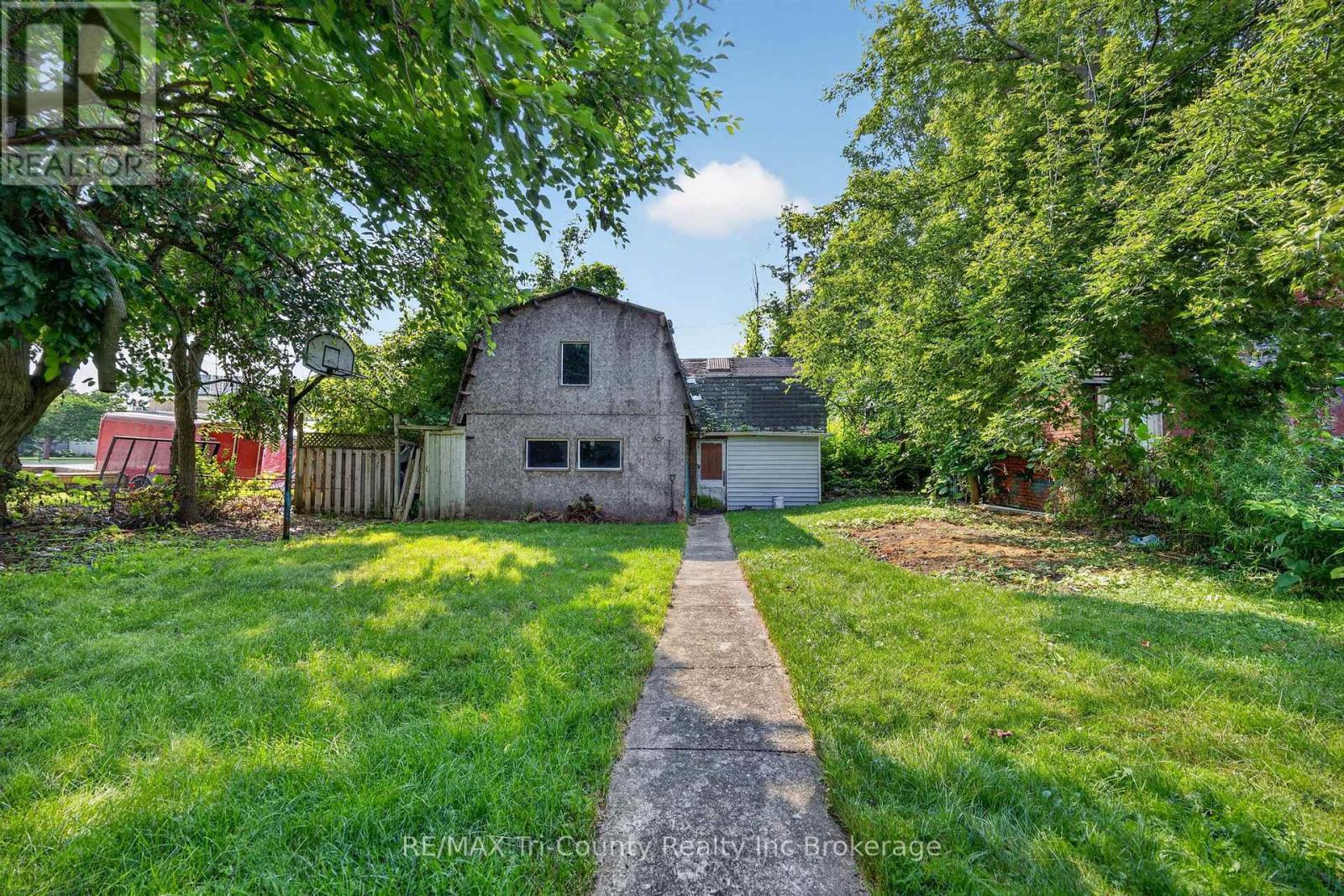 53 Brock Street W, Tillsonburg, Ontario N4G 2A4 - Photo 15 - X13599362