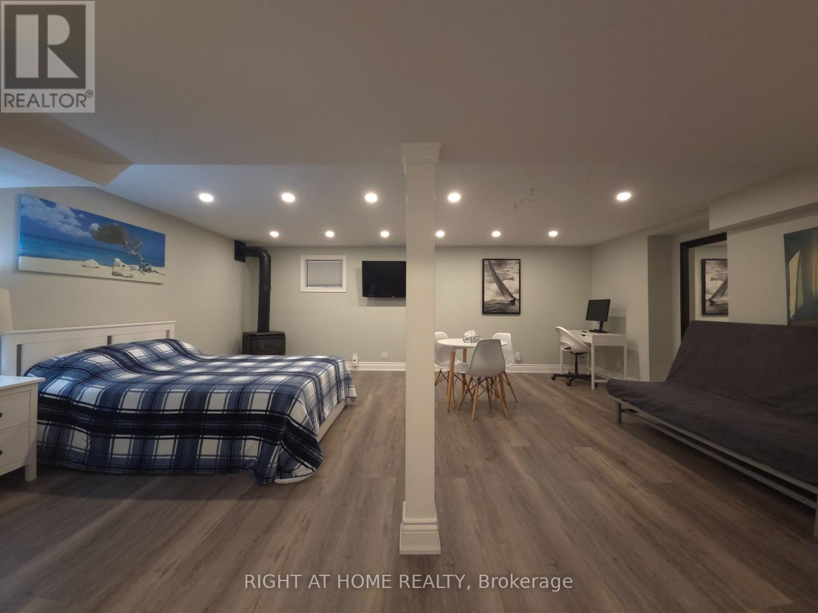 Lower - 1570 Lewes Way, Mississauga, Ontario  L4W 3S5 - Photo 4 - W13569652