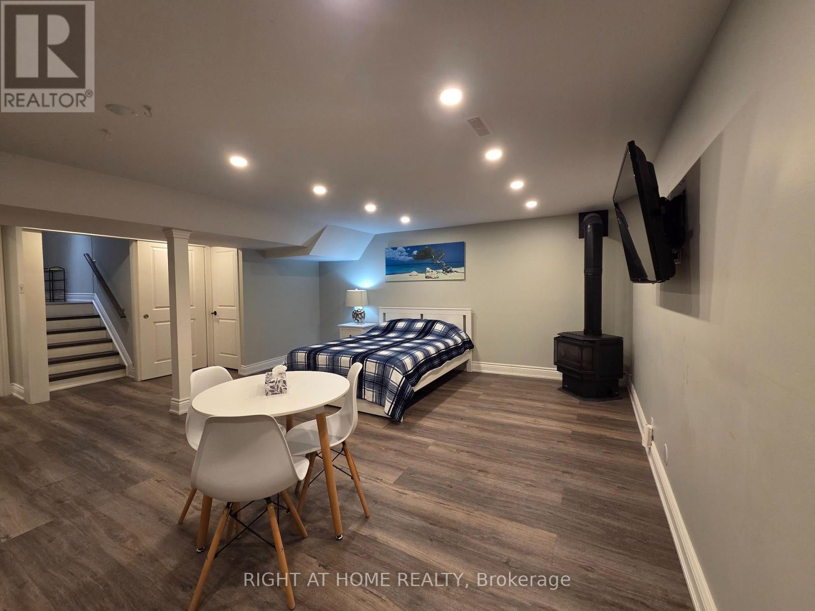Lower - 1570 Lewes Way, Mississauga, Ontario  L4W 3S5 - Photo 6 - W13569652