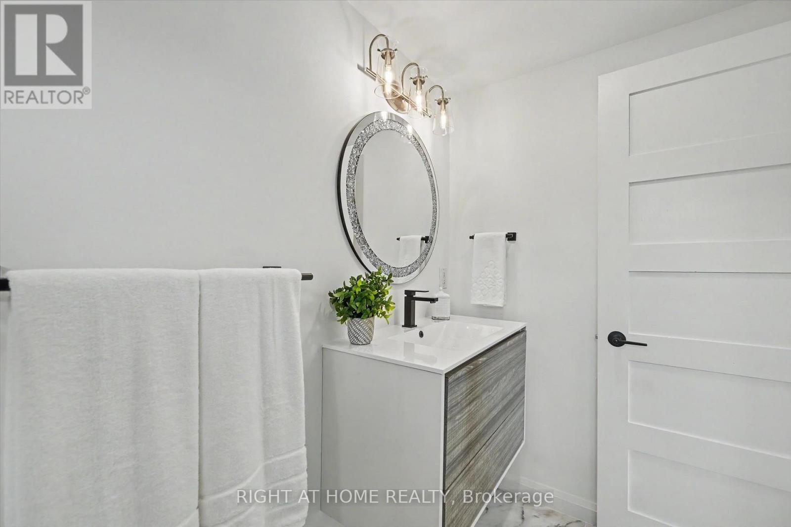 461 Withnell Crescent, Oakville, Ontario  L6L 3M1 - Photo 17 - W13619482