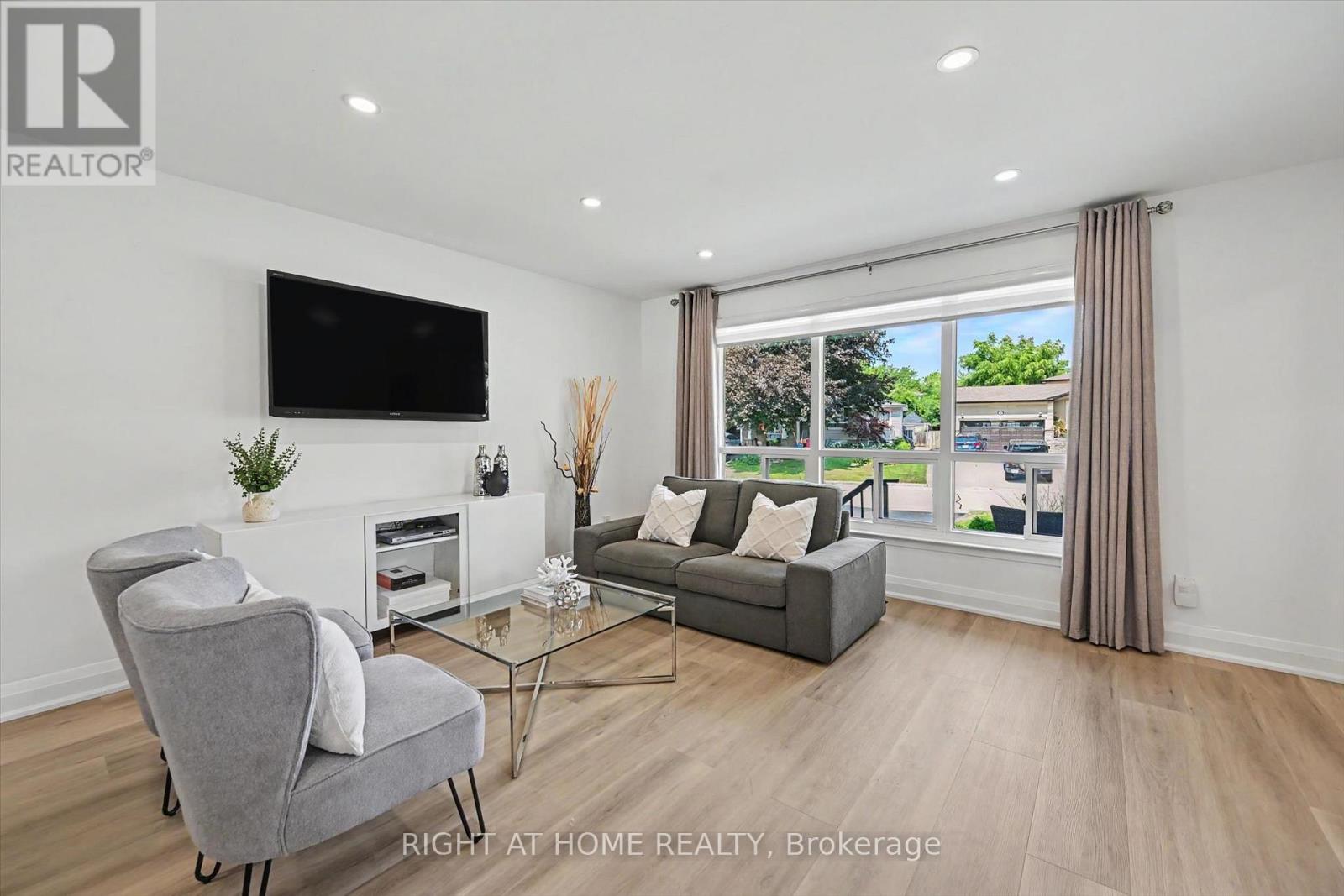 461 Withnell Crescent, Oakville, Ontario  L6L 3M1 - Photo 7 - W13619482