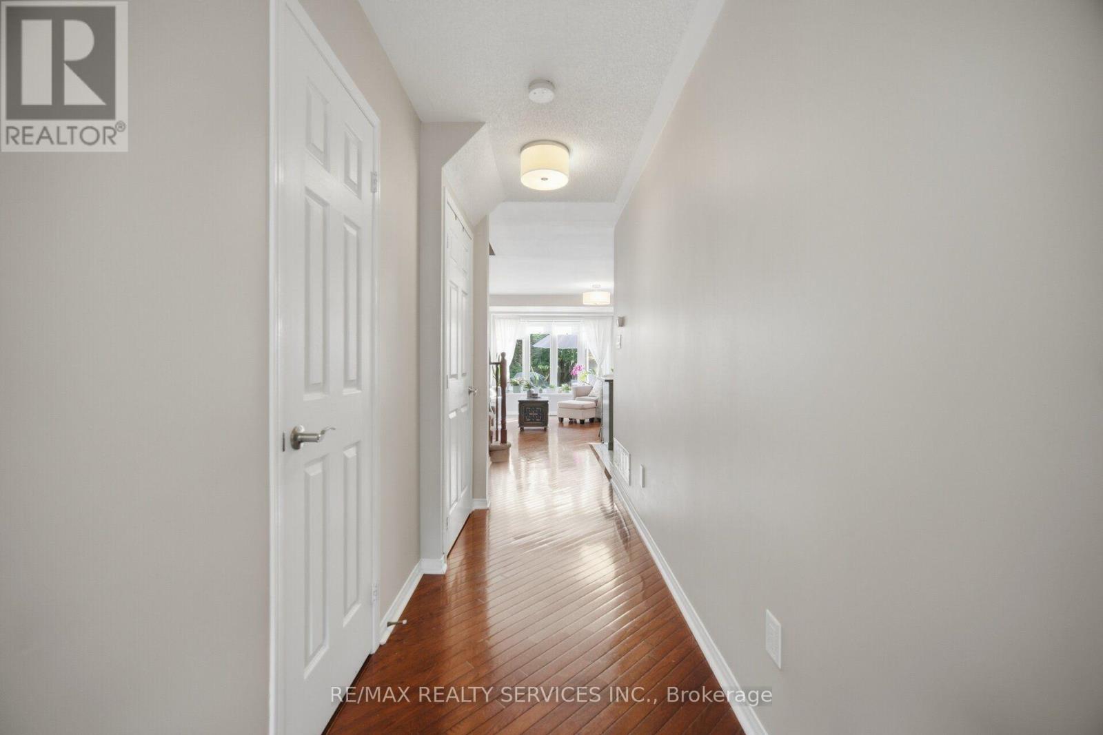 6 Harding Street, Halton Hills, Ontario  L7G 6B1 - Photo 10 - W13619520