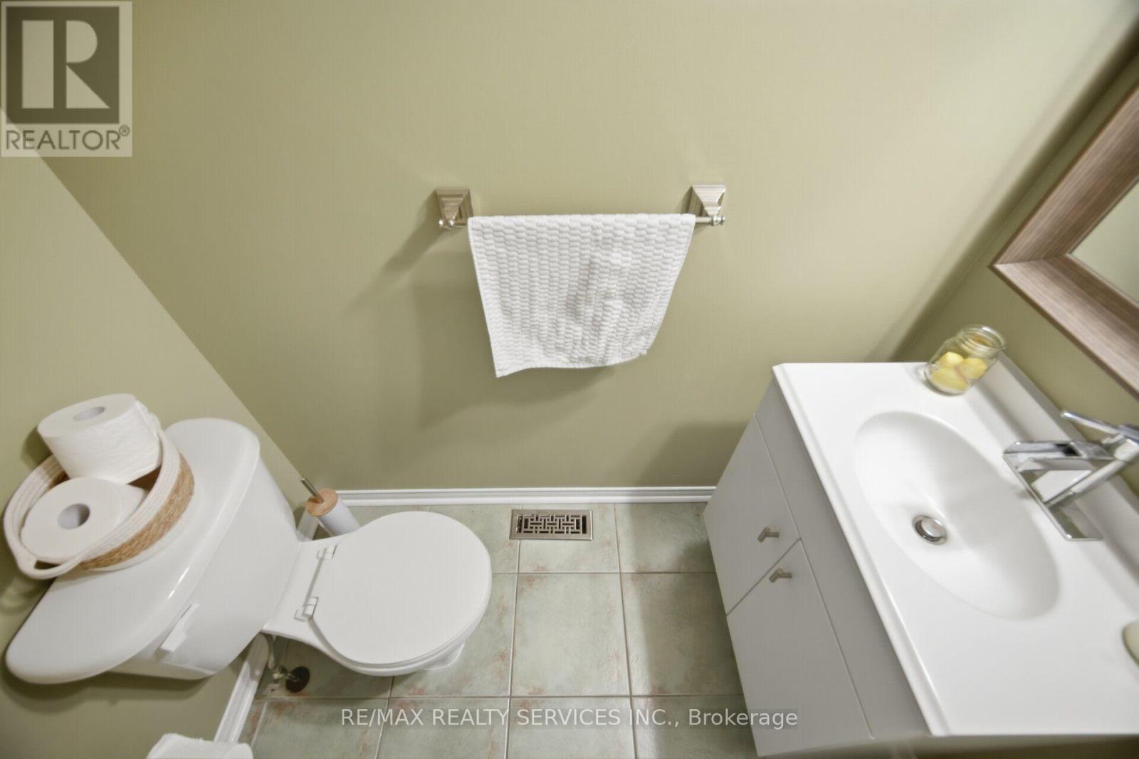 6 Harding Street, Halton Hills, Ontario  L7G 6B1 - Photo 19 - W13619520