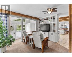 353 Clifton Road S, Kelowna, British Columbia  V1V 1A4 - Photo 4 - 10395435