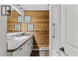 353 Clifton Road S, Kelowna, British Columbia  V1V 1A4 - Photo 13 - 10395435