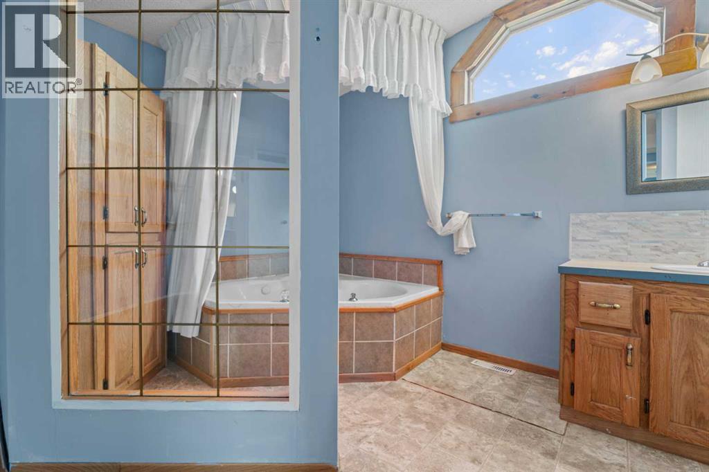 38 Westmount Place, Cayley, Alberta  T0L 0P0 - Photo 16 - A2330614