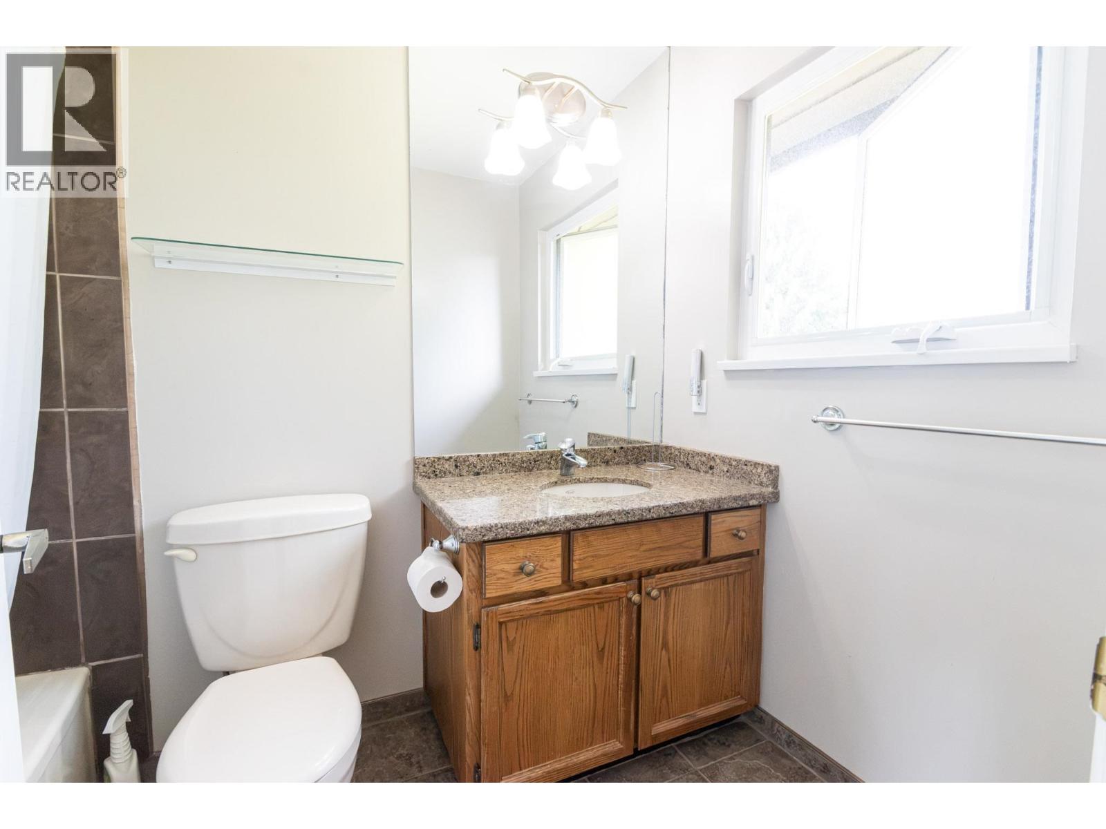 1410 Lansdowne Drive, Coquitlam, British Columbia  V3E 1Y4 - Photo 17 - R3143323