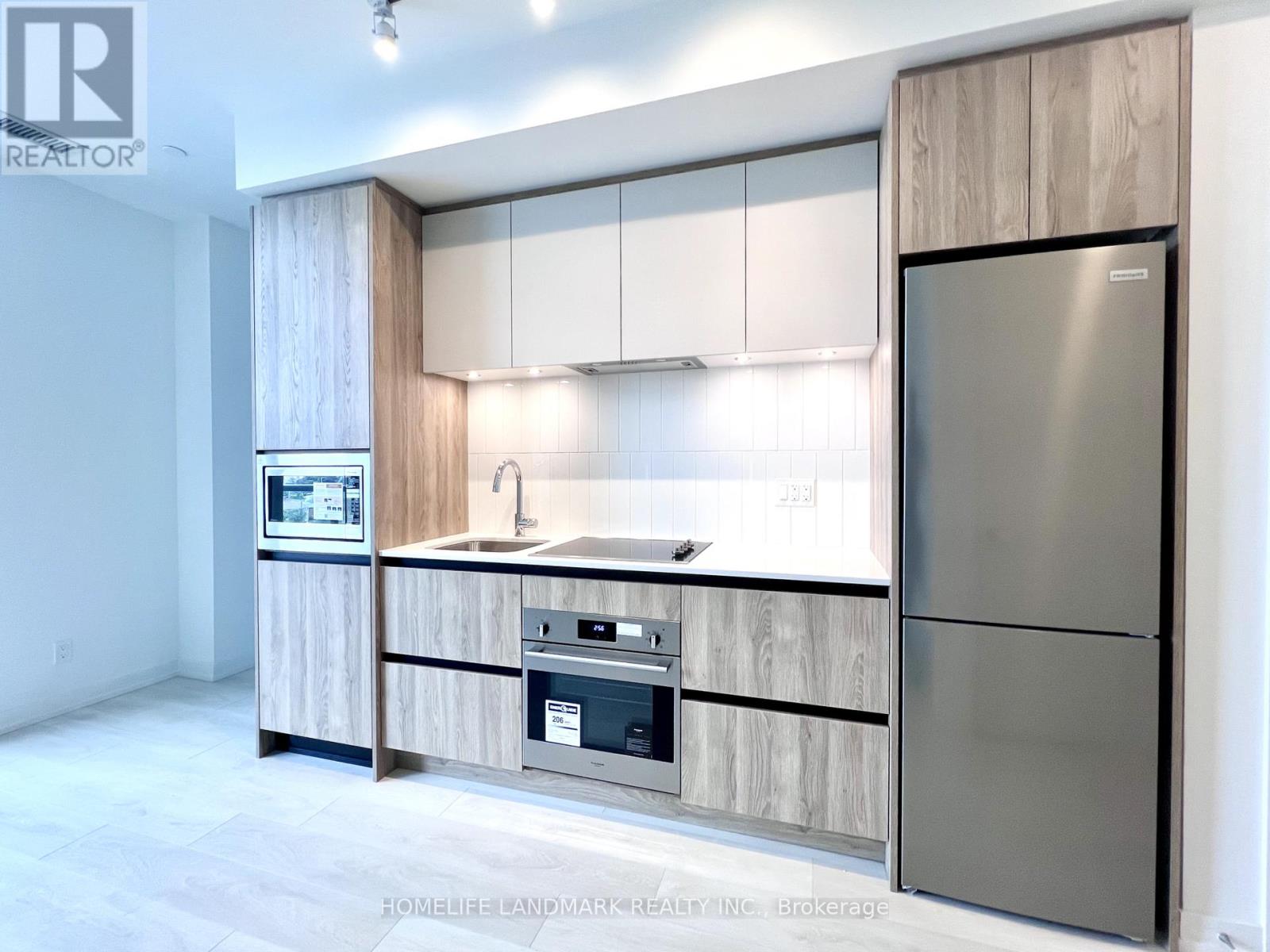 605 - 8 Beverley Glen Boulevard, Vaughan (Beverley Glen), Ontario  L4J 0L5 - Photo 13 - N13619602