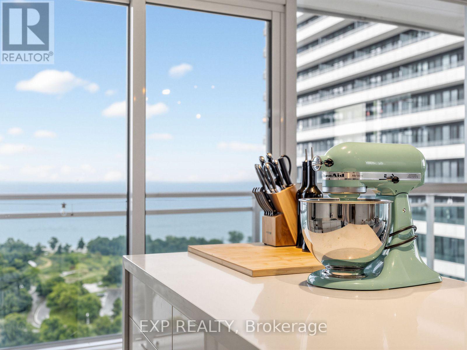 1910 - 33 Shore Breeze Drive, Toronto (Mimico), Ontario  M8V 0G1 - Photo 3 - W13619608