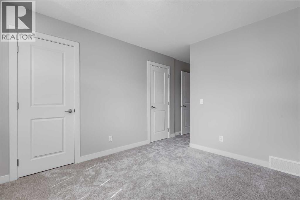 118 Legacy Path SE, Calgary, Alberta  T2X 4H9 - Photo 35 - A2331067