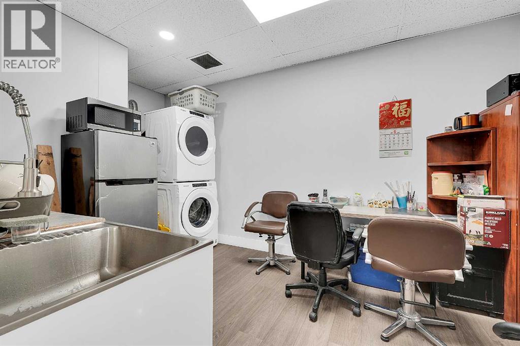 222 16 Avenue NE, Calgary, Alberta  T2E 1J8 - Photo 22 - A2326355