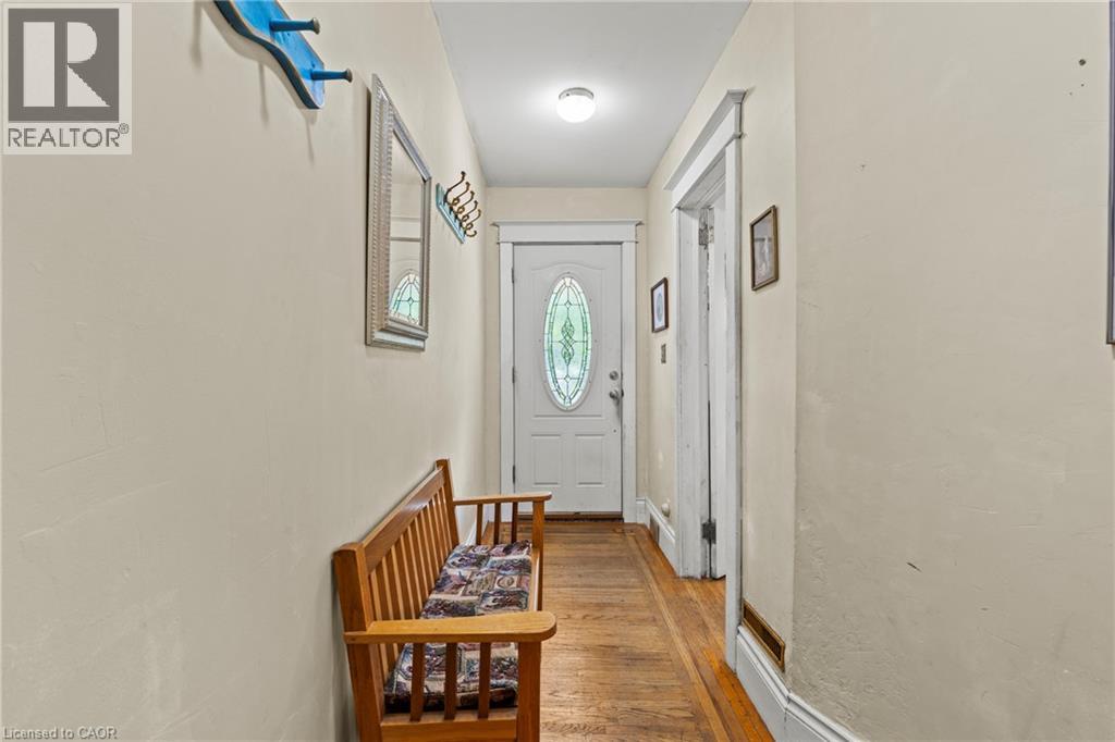 37 Park Row N, Hamilton, Ontario  L8H 4E3 - Photo 4 - 40849216