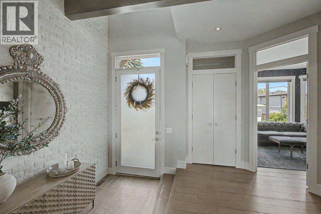 1355 Colgrove Avenue Ne, Calgary, Alberta  T2E 5C3 - Photo 3 - A2330942