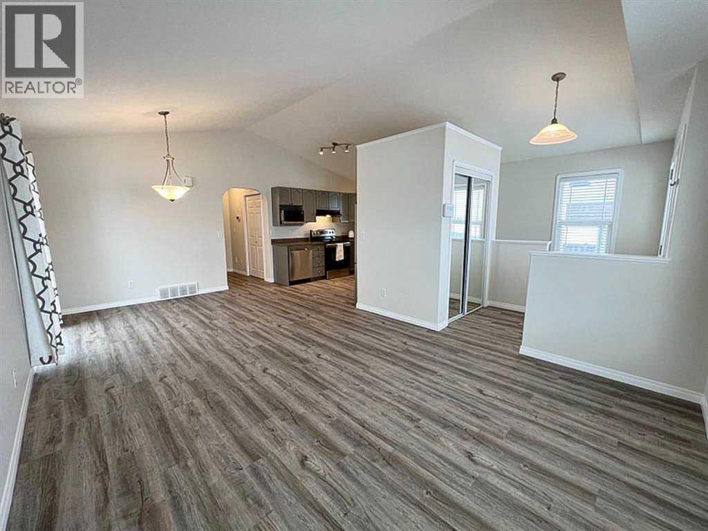 11509 78 Avenue, Grande Prairie, Alberta  T8W 0A2 - Photo 4 - A2312185