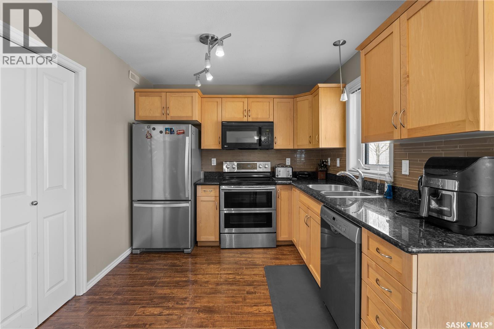 420 303 Slimmon Place, Saskatoon, Saskatchewan S7V 0A8 - Photo 11 - SK044066