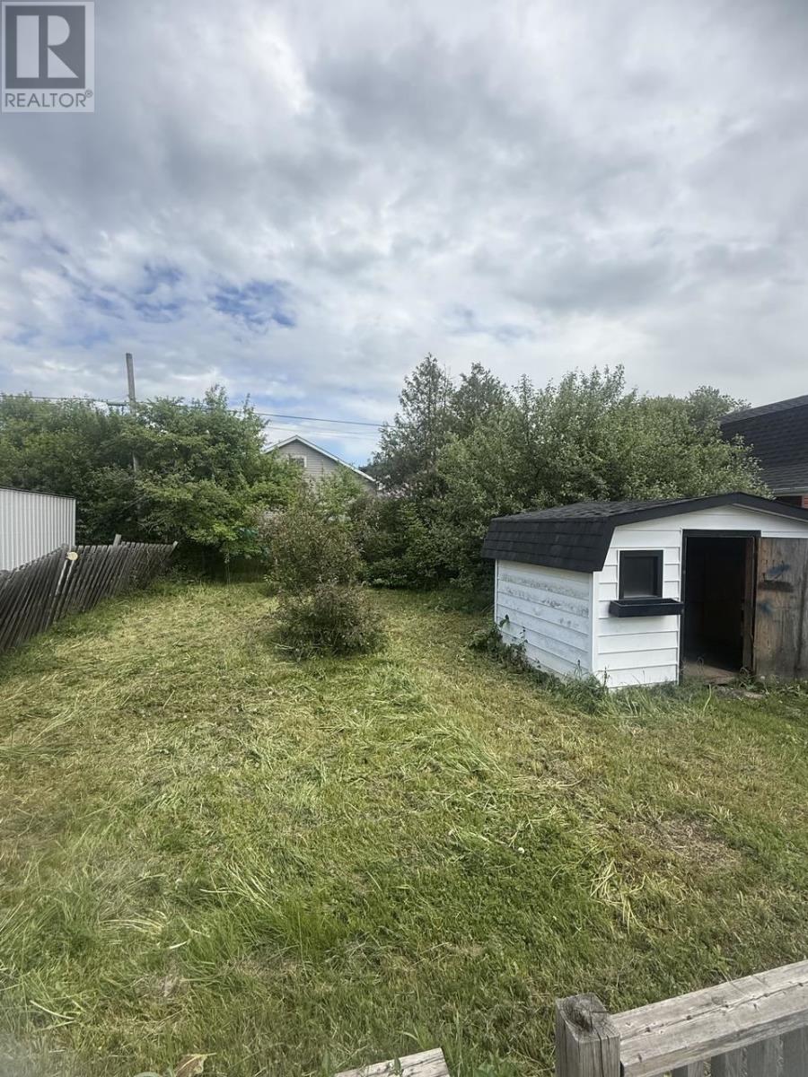 488 Morin St, Sault Ste. Marie, Ontario P6C 3E9 - Photo 2 - SM261631