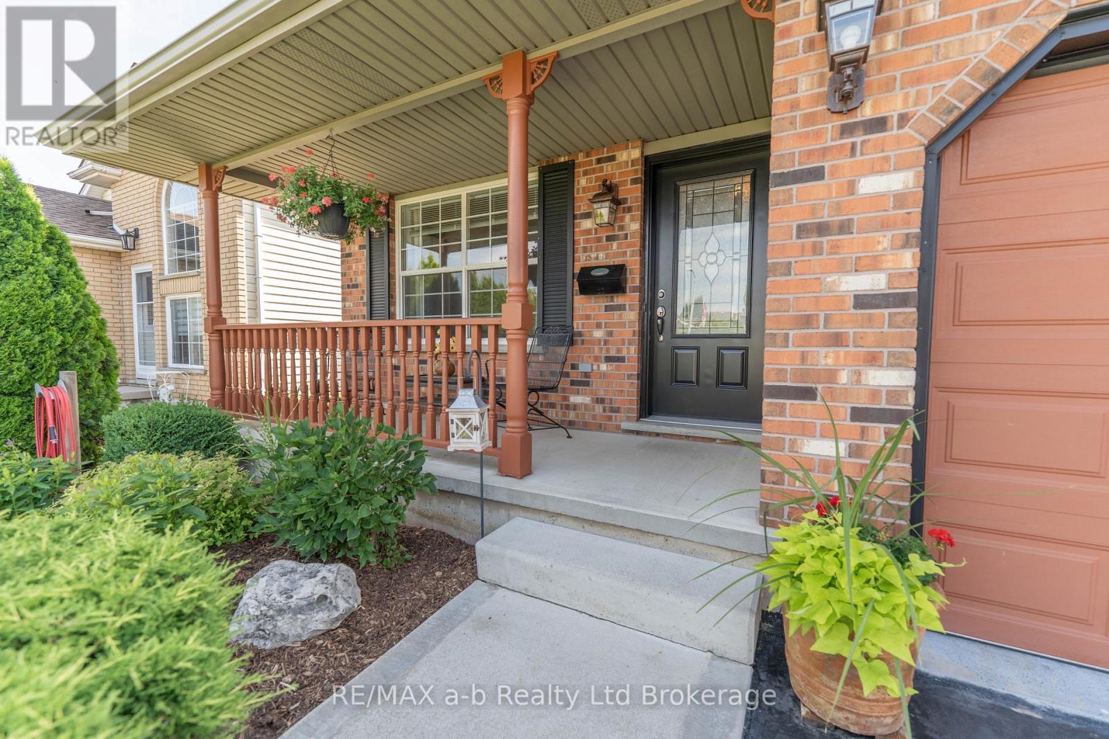 10 Peach Street, Tillsonburg, Ontario  N4G 5N8 - Photo 5 - X13575290