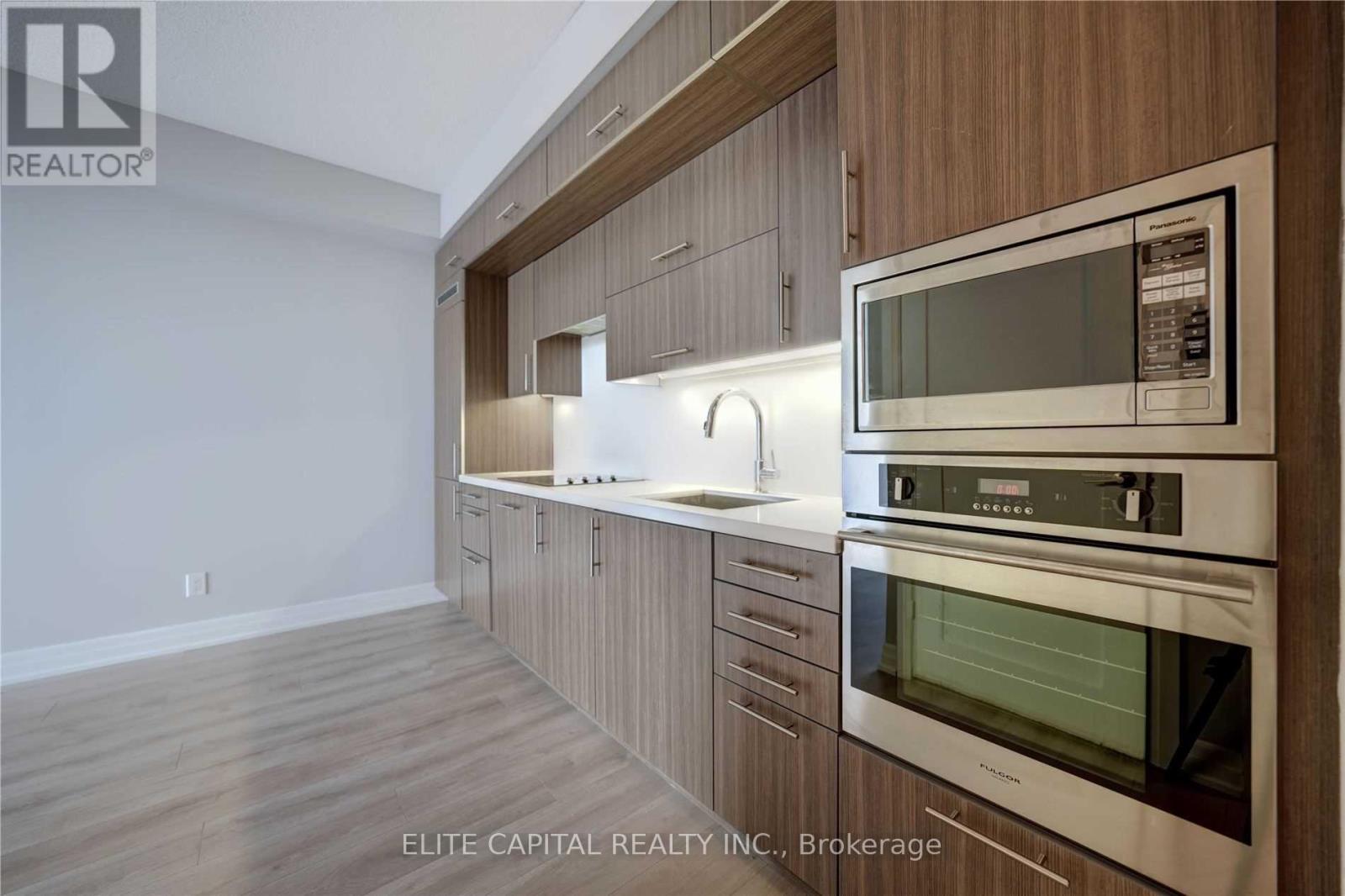 2721 - 5 Sheppard Avenue E, Toronto, Ontario M2N 2Z8 - Photo 2 - C13619632